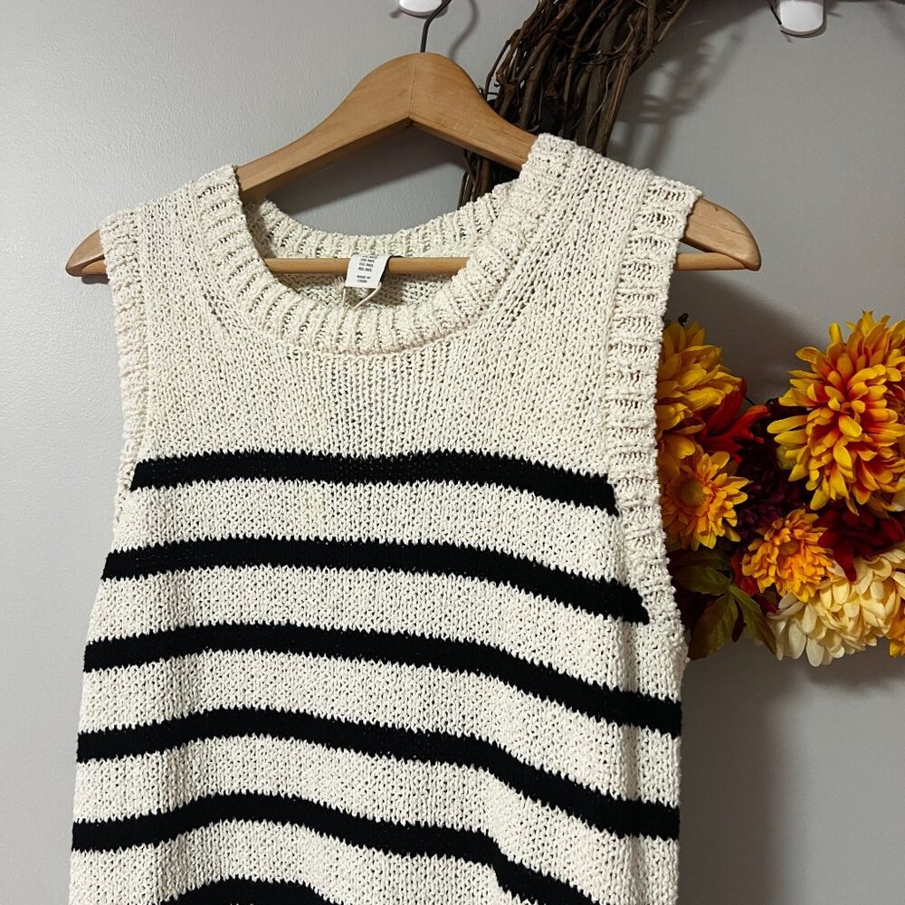 C&C California Black and White Striped Dress - Picture 3 of 9